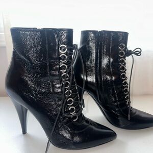 YSL / Saint Laurent - Black Lace-Up Ankle Boots